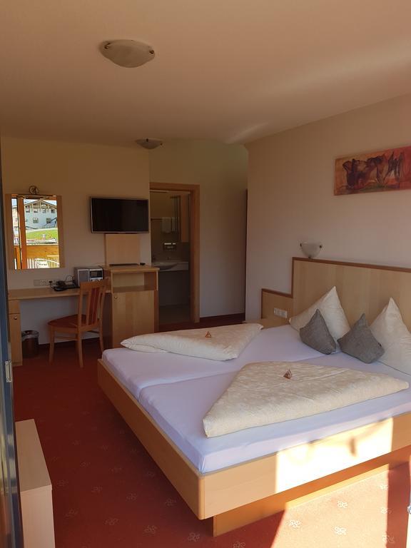 Hotel Garni Alpendiamant Fiss Ngoại thất bức ảnh